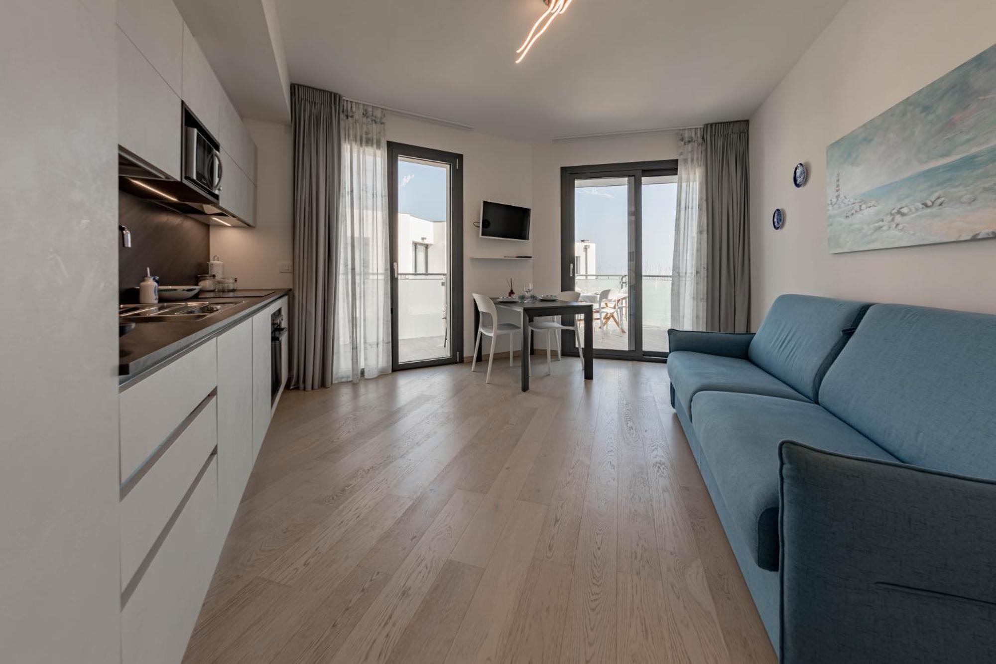 H11 Luxury 17a Porto - Piscina - Jacuzzi Apartment *