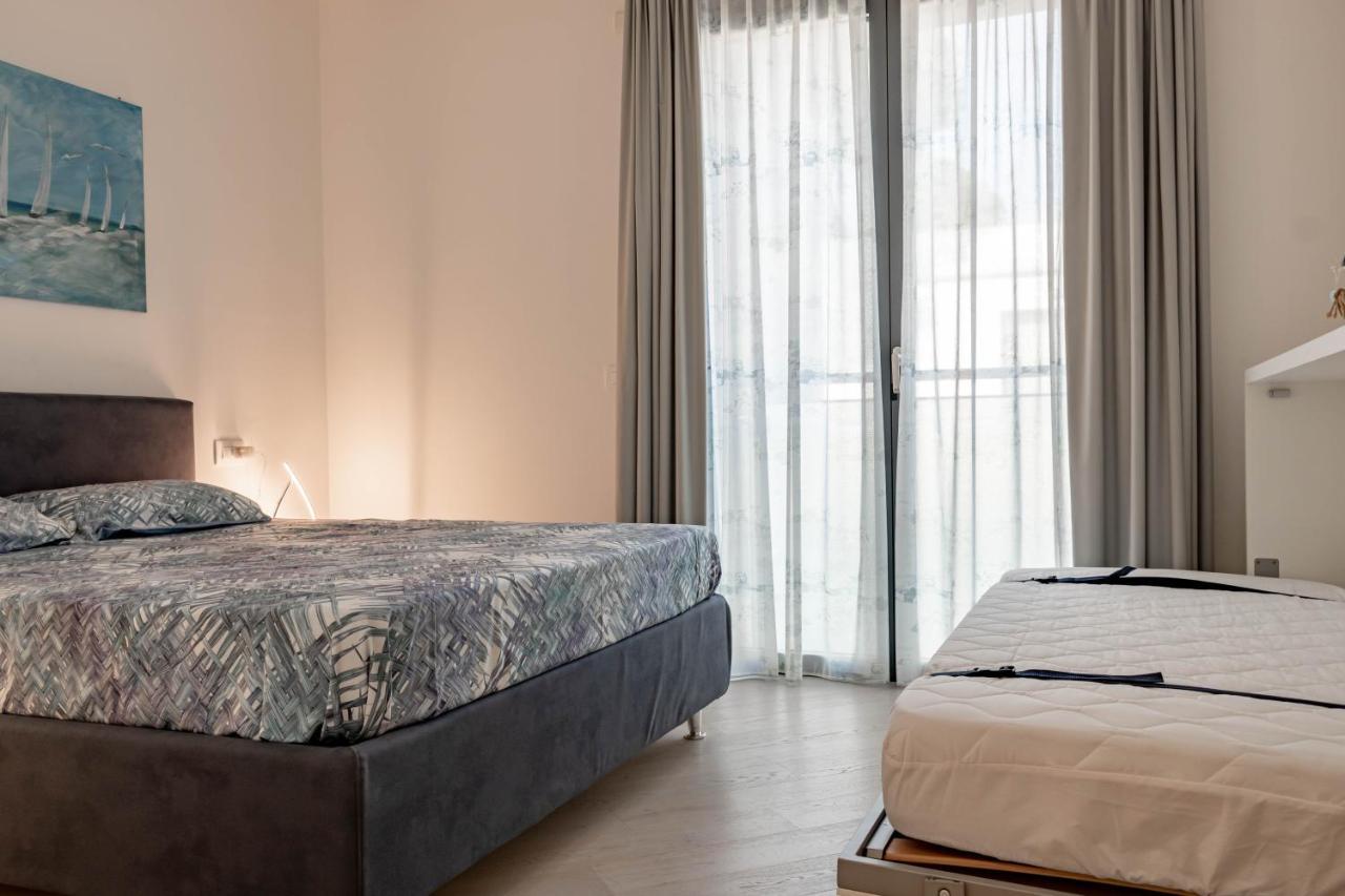 Apartment H11 Luxury 17a Porto - Piscina - Jacuzzi Santo Stefano al Mare