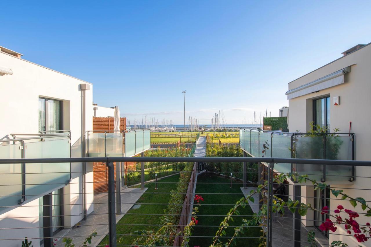 H11 Luxury 17a Porto - Piscina - Jacuzzi Apartment